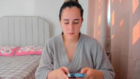 Hanna online show from November 26, 3:57 pm