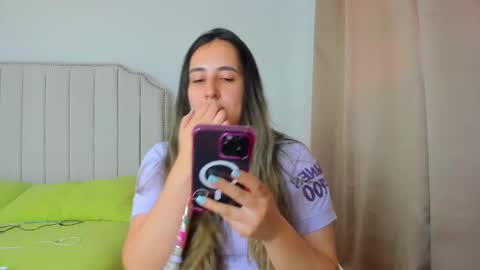 Hanna online show from December 13, 7:53 pm