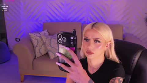 Hanna Connor  online show from July 25, 11:57 pm