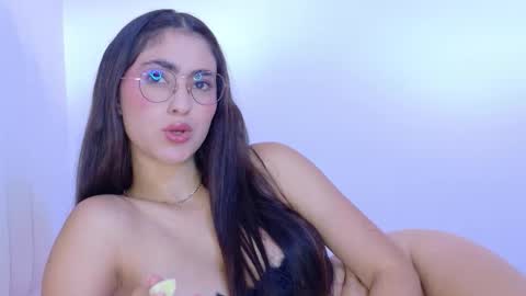 Hanna Connor online show from December 15, 2:32 pm