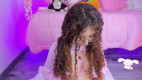 hannacutegod online show from November 28, 5:10 am