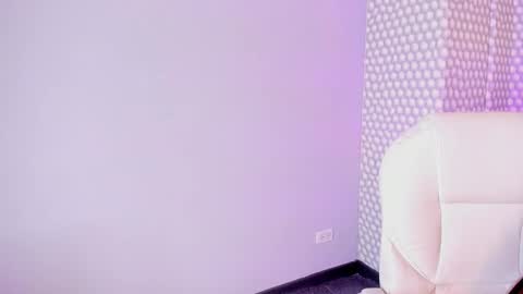 Snapshot of hannadowling_gh chatting on September 28, 3:34 am Hanna online show from September 28, 3:34 am