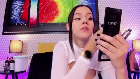 Hanna online show from November 15, 3:37 am