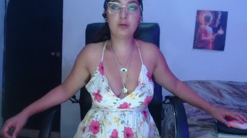 SARA  online show from June 1, 12:12 am