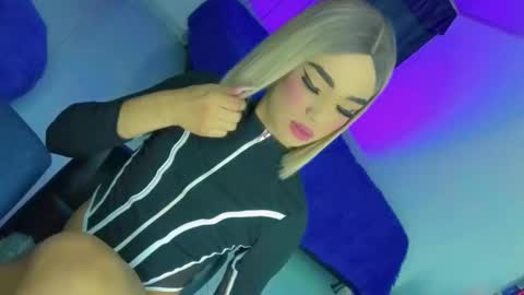 Snapshot of hannah_backers chatting on November 5, 11:27 pm hannah backers online show from November 5, 11:27 pm