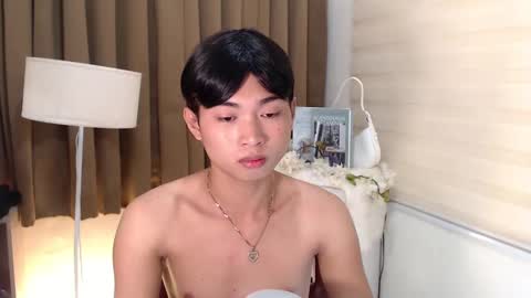 Alex online show from December 2, 7:16 pm