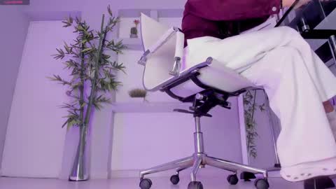 Snapshot of hannah_hcb chatting on September 30, 9:36 am HANNAH HOWELL online show from September 30, 9:36 am