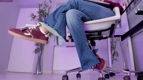 Snapshot of hannah_hcb chatting on October 7, 11:18 am HANNAH HOWELL online show from October 7, 11:18 am