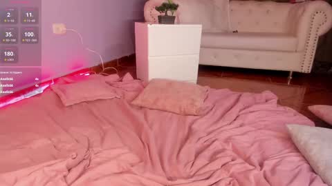 Hannah online show from March 11, 7:48 am