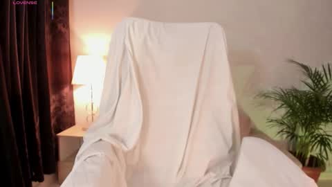 Hannah online show from February 5, 3:55 am