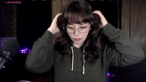 Hannah online show from December 15, 12:59 am