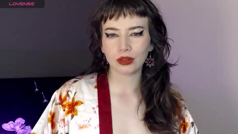 Hannah online show from February 2, 1:15 am