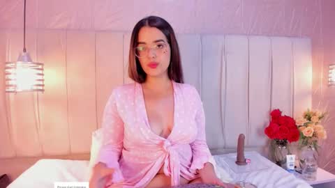 Snapshot of hannahcb_ chatting on September 23, 8:01 pm Hannah Lee online show from September 23, 8:01 pm