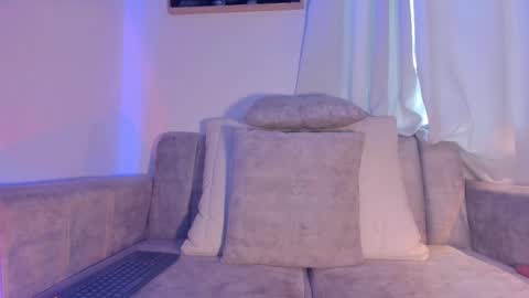 Snapshot of hannahdavisx chatting on November 16, 9:20 pm Hannah online show from November 16, 9:20 pm