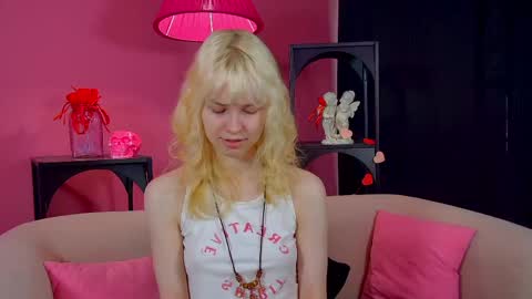 Hannah online show from May 7, 6:19 am