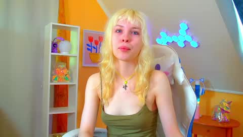 Hannah online show from June 3, 6:16 am