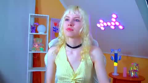 Hannah online show from June 14, 6:15 am
