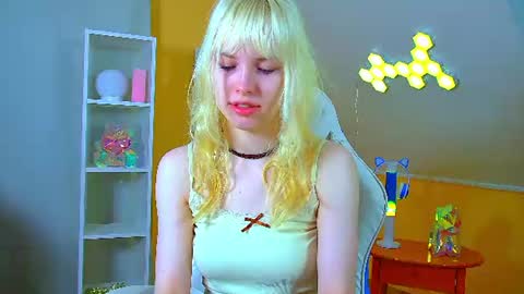 Hannah online show from July 8, 6:18 am