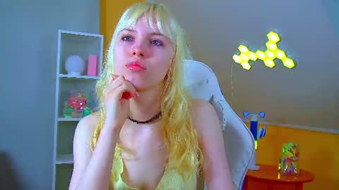 Hannah online show from July 9, 6:17 am