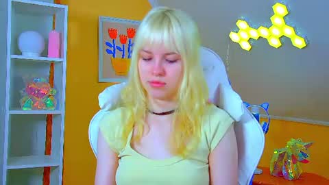 Hannah online show from July 12, 6:15 am