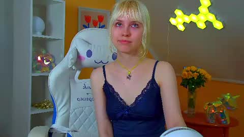 Hannah online show from July 23, 6:28 pm