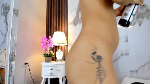 Hannahill69 online show from December 13, 10:51 am
