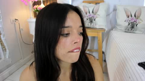 Hannahill69 online show from January 10, 7:35 am