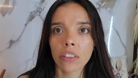 Hannahill69 online show from March 5, 10:22 am