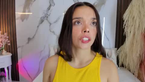 Hannahill69 online show from September 19, 4:47 am
