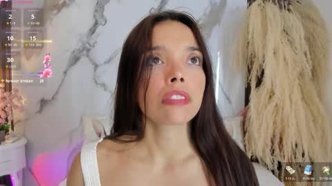 Hannahill69 online show from October 16, 6:36 am