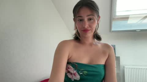 hannahinto online show from July 16, 1:06 pm