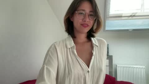 hannahinto online show from July 17, 2:02 pm