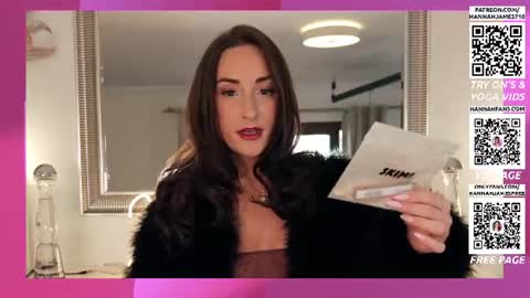 Hannah James online show from July 16, 6:14 pm