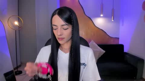 HANNAH J online show from January 17, 3:22 am