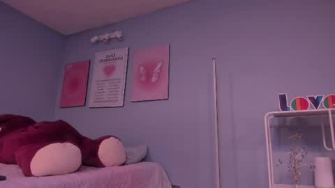 Hannah online show from June 11, 12:14 pm