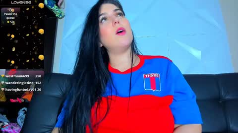 Hanna Independent Model online show from December 30, 9:37 am