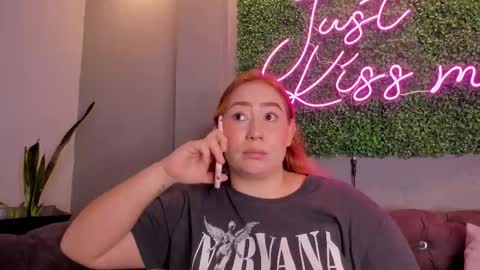 Snapshot of hannamartinn_ chatting on October 8, 3:53 pm hannamartinn_ online show from October 8, 3:53 pm