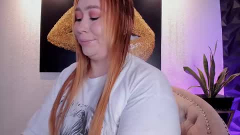 Snapshot of hannamartinn_ chatting on October 27, 4:00 pm hannamartinn_ online show from October 27, 4:00 pm