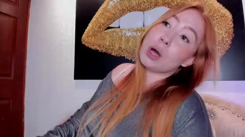 Snapshot of hannamartinn_ chatting on October 28, 4:31 pm hannamartinn_ online show from October 28, 4:31 pm