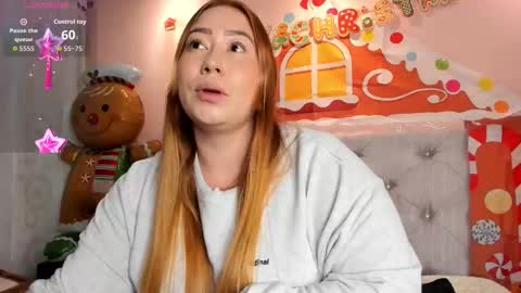 Snapshot of hannamartinn_ chatting on December 2, 2:17 am hannamartinn_ online show from December 2, 2:17 am