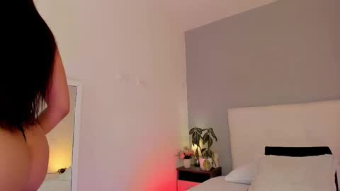 hannamartinnez online show from October 10, 4:39 pm