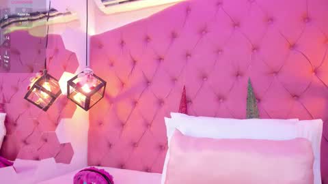 Hanna online show from December 5, 3:48 am