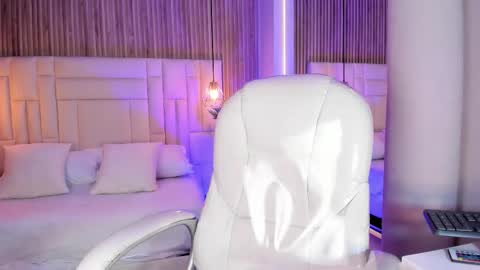 Hanna online show from March 20, 5:51 pm