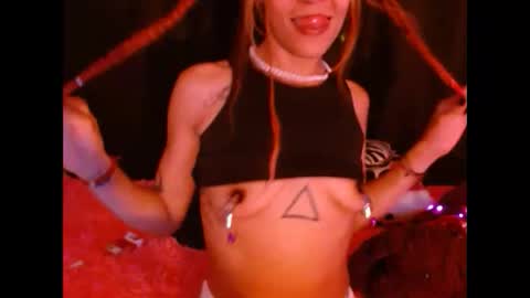 hannaqueen23 online show from September 26, 6:06 am