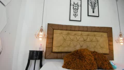 Snapshot of hannarose1208 chatting on November 20, 1:55 pm Hanna online show from November 20, 1:55 pm