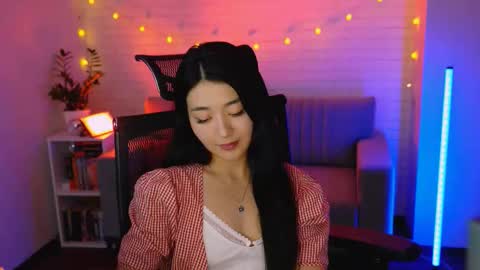 Snapshot of hannarosie chatting on November 15, 7:10 pm hannarosie online show from November 15, 7:10 pm