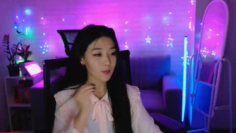 Snapshot of hannarosie chatting on December 5, 7:10 pm hannarosie online show from December 5, 7:10 pm