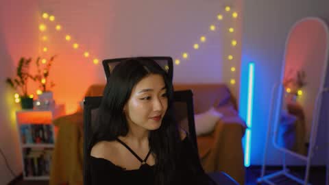 Snapshot of hannarosie chatting on April 1, 7:55 pm hannarosie online show from April 1, 7:55 pm