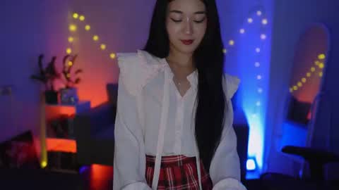 hannarosie online show from August 5, 5:05 pm
