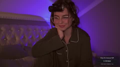 Hanna online show from November 9, 6:17 pm